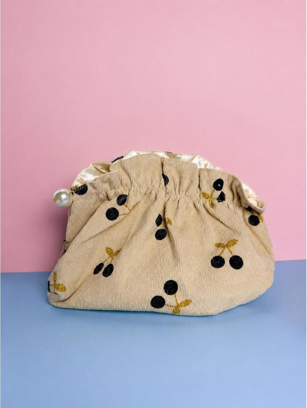 Makeup baggie